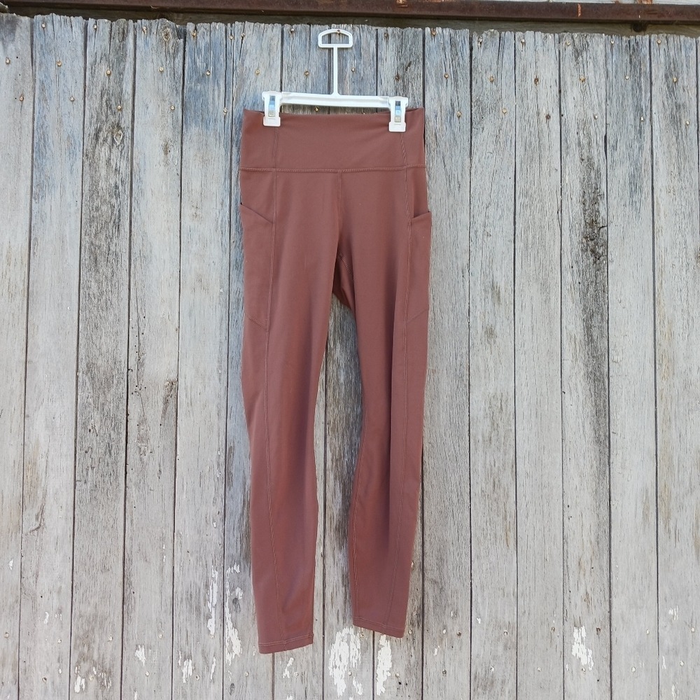 Fabletics PureLuxe 3/4 Length Leggings‎ Capri Athletic Pants Brown Womens Sz S